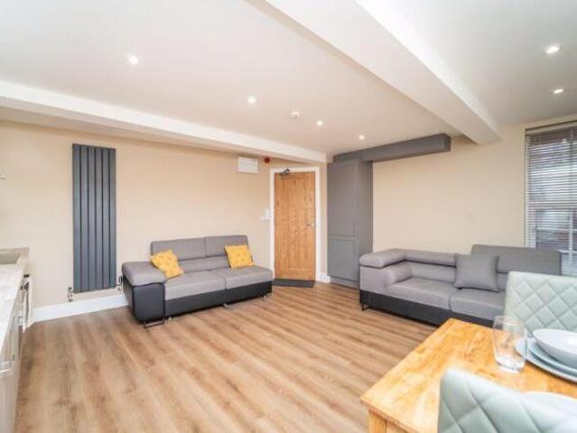 Apartment for rent in Tettenhall, West Midlands
