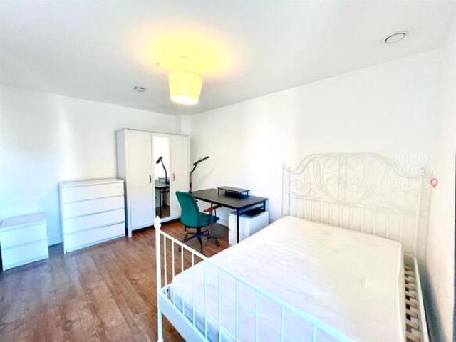Apartment for rent in Cat Hill