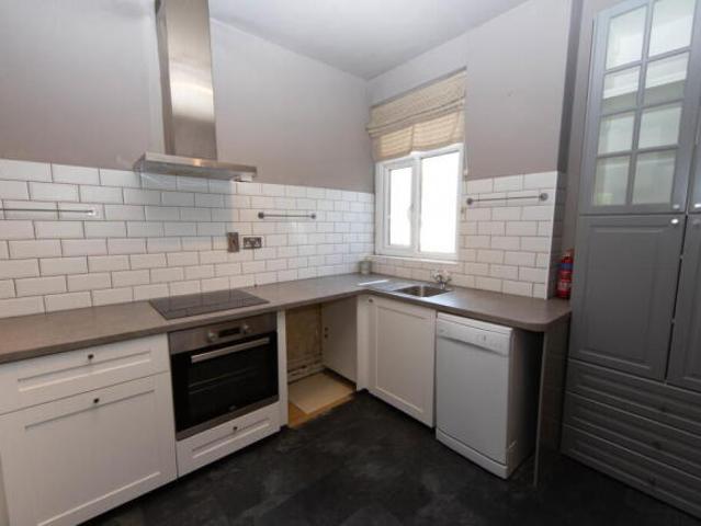 Apartment for rent in Penylan, Falcon Lodge