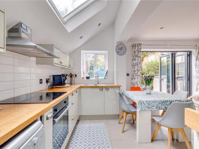 Apartment for rent in Cat Hill
