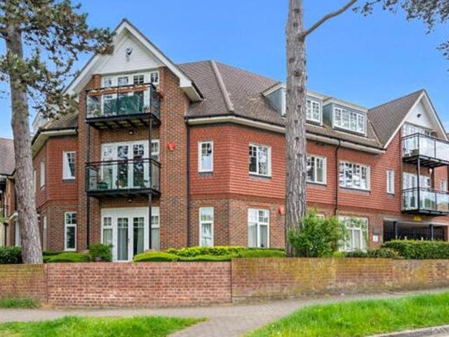 House for rent in Pinner, Greater London