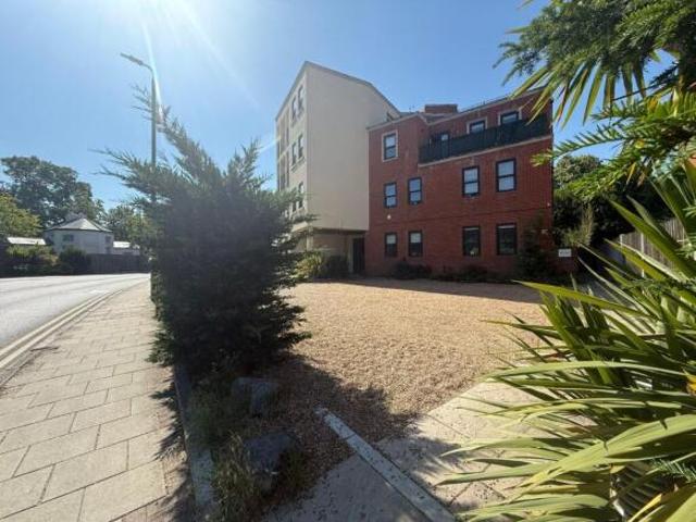 Apartment for rent in Bridgefield, Kent
