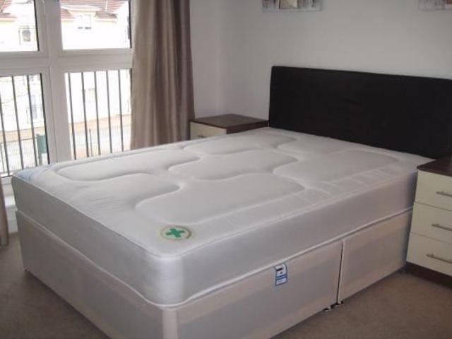 Apartment for rent in Rumney, Wales