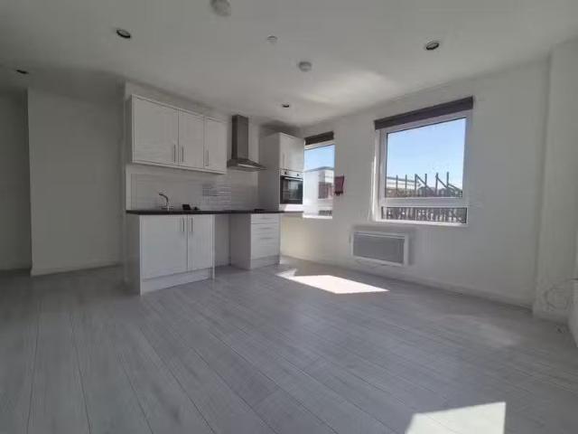 Apartment for rent in West Hoathly, Perryfields