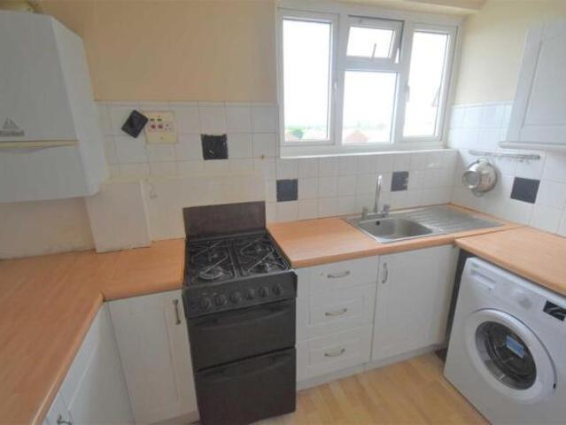 Apartment for rent in Hawley, Monks Orchard