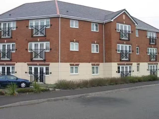 Apartment for rent in Netherton, West Yorkshire