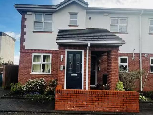 Apartment for rent in Heswall, Wirral
