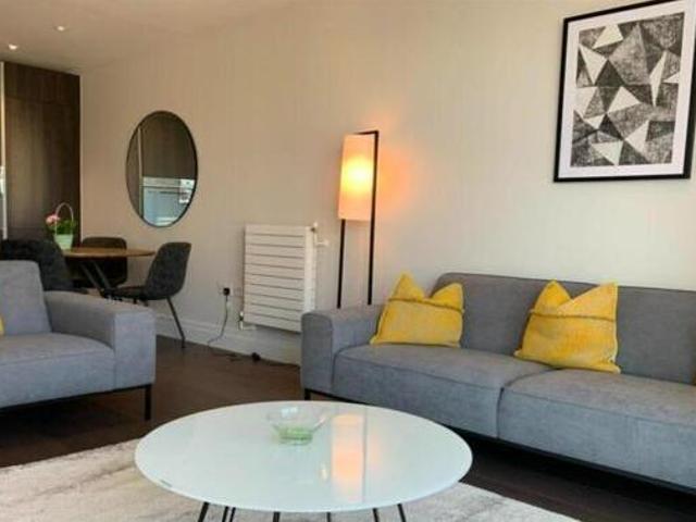 House for rent in Kingston Upon Thames, Greater London