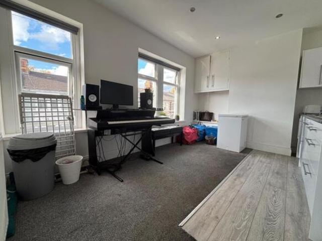Apartment for rent in Plasnewydd, Cardiff