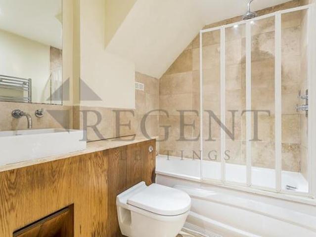 Apartment for rent in South Lane, West Yorkshire