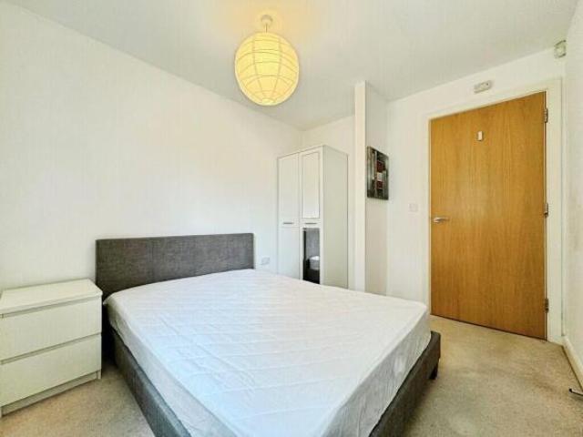 Apartment for rent in South Lane, West Yorkshire