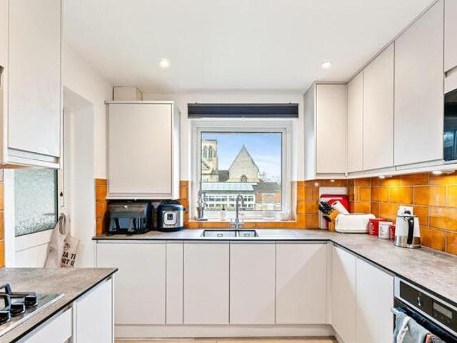 House for rent in Red Hill, Surrey