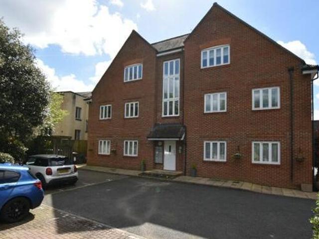 House for rent in Red Hill, Surrey
