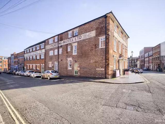 Apartment for rent in Baildon, West Yorkshire