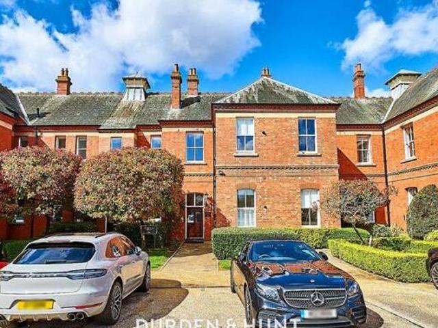 House for rent in Lyons, Greater London