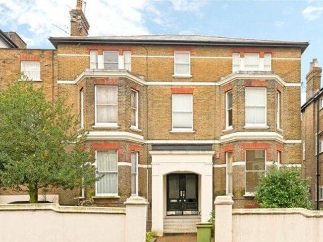 House for rent in Richmond Hill, Deepcut
