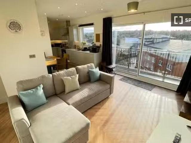 Apartment for rent in Batchworth