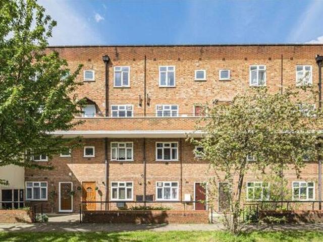 House for rent in Lyons, Greater London