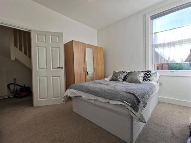 Apartment for rent in Cat Hill