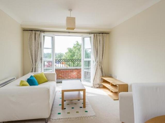 Apartment for rent in Osney, The Slade