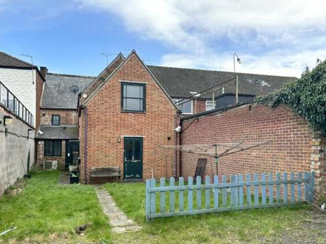 House for rent in Lyons, Greater London