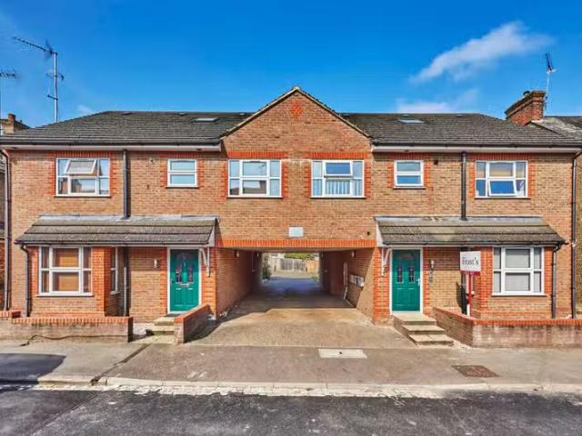 Apartment for rent in St Albans, Five Acres
