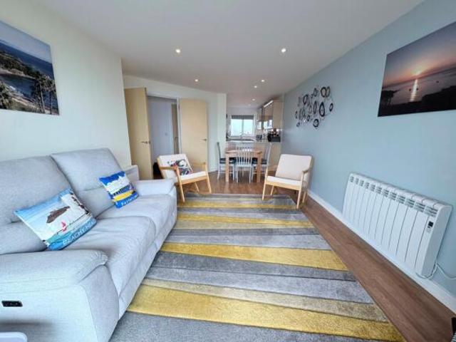 Apartment for rent in Crumbles, Eastbourne
