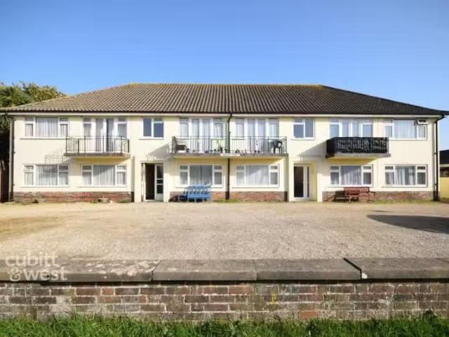 Apartment for rent in Angmering, Clapham