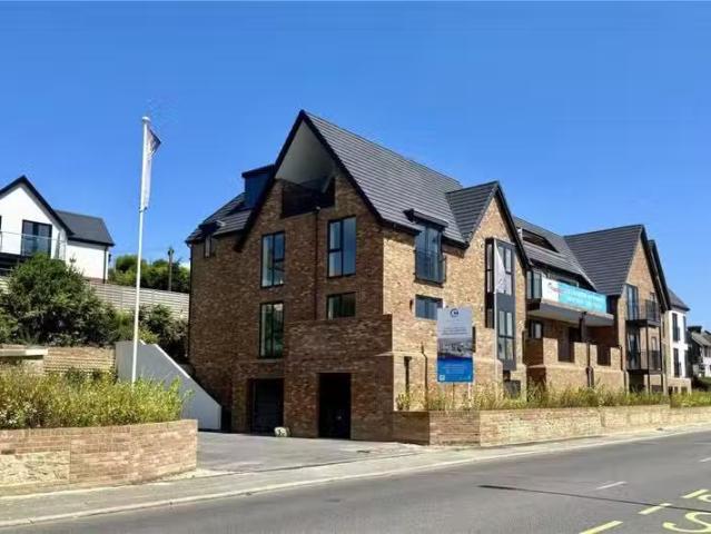 Apartment for rent in Folkestone, Kent