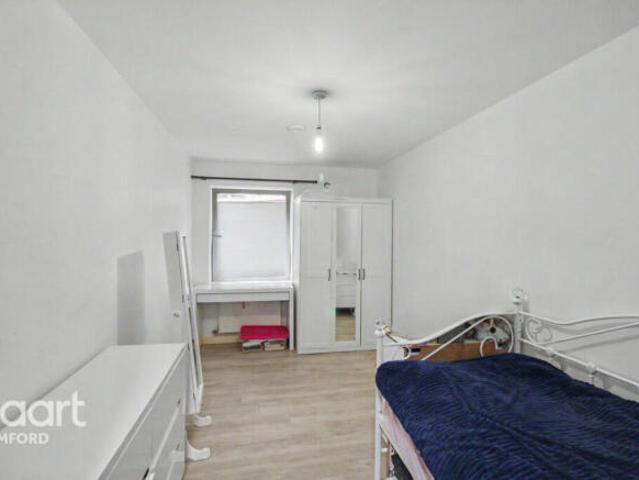 Apartment for rent in Romford, Isle Of Man