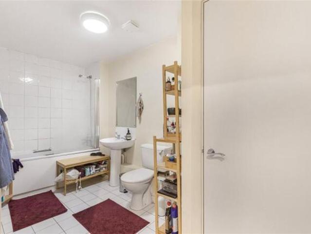 Apartment for rent in Cat Hill