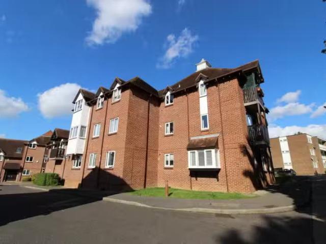 Apartment for rent in Roehampton, Greater London