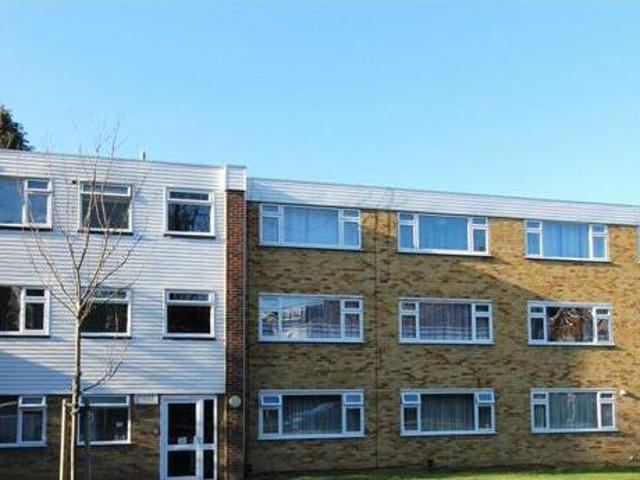 House for rent in Surrey