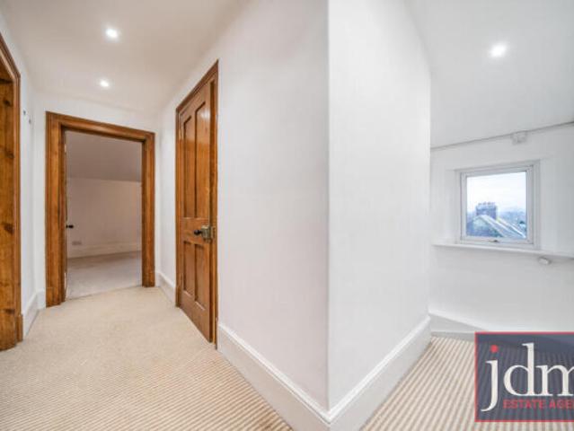 Apartment for rent in Cat Hill