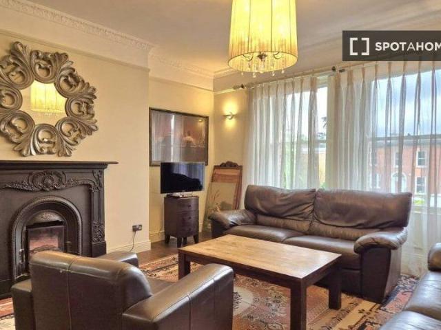 Apartment to rent in Bluebell, North Tipperary