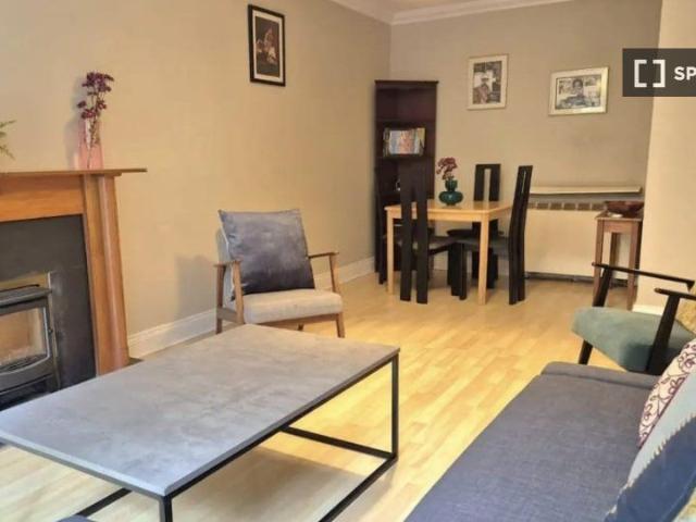 Apartment to rent in Bluebell, North Tipperary
