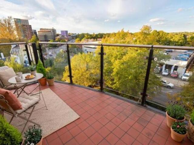 Apartment for rent in London Borough of Bromley, Greater London