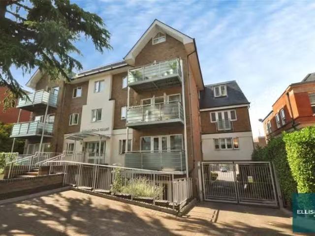Apartment for rent in Arkley, Greater London