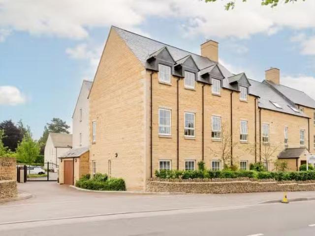 Apartment for rent in Fossebridge, Gloucestershire