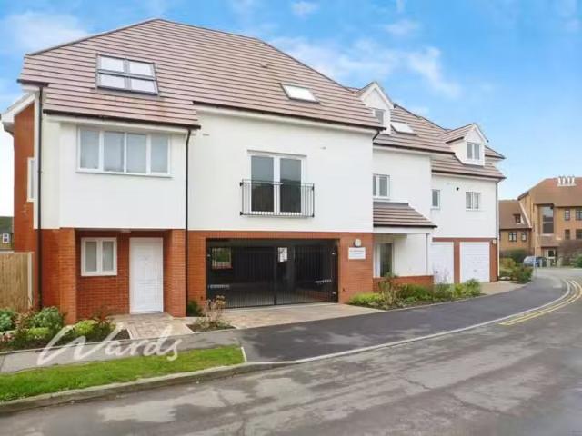 Apartment for rent in The Bridge, Kent