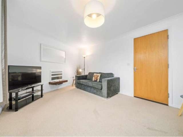 Apartment for rent in Chesser, Stenhouse