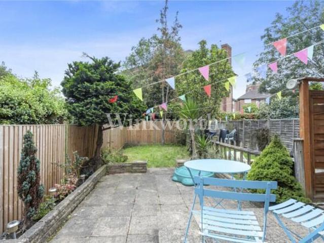 Apartment for rent in Cat Hill