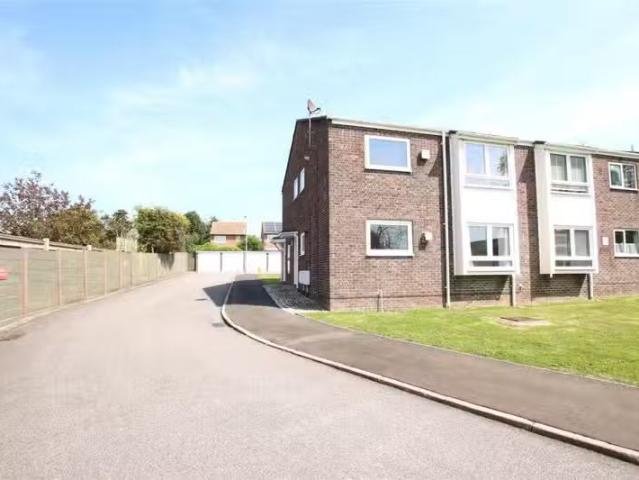 Apartment for rent in Cross In Hand, East Sussex