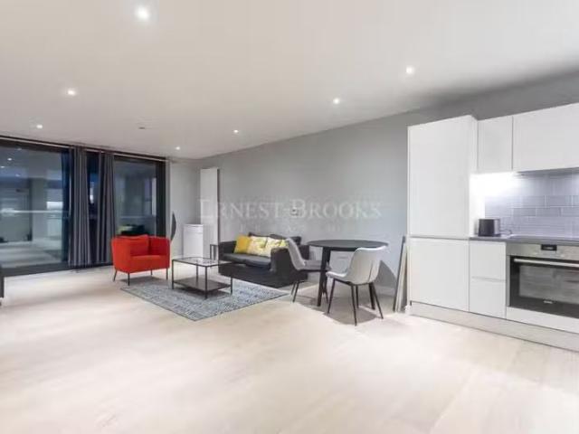 Apartment for rent in Silvertown, Greater London