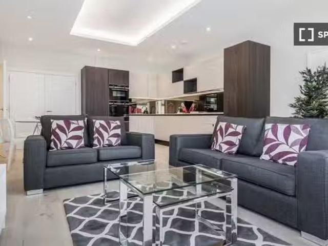 Apartment for rent in Surbiton, Greater London