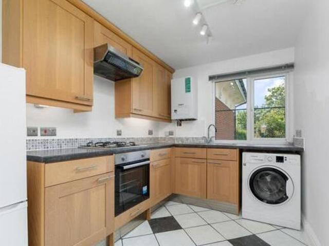 House for rent in Sutton