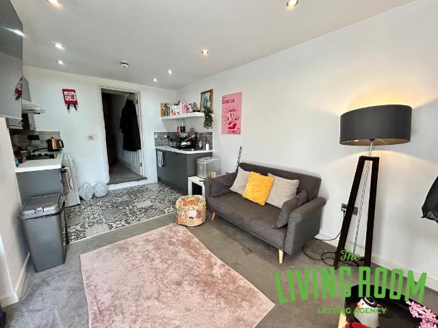Apartment for rent in Mount Pleasant, Swansea