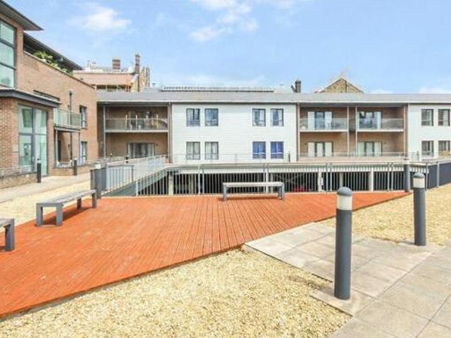 House for rent in Swindon, England