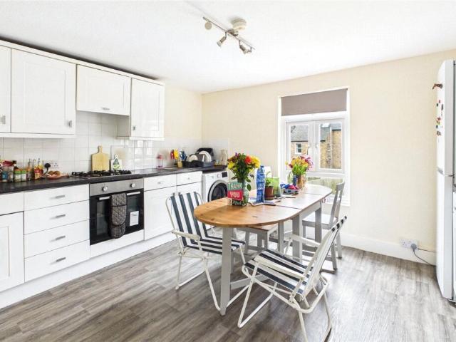 Apartment for rent in Cat Hill