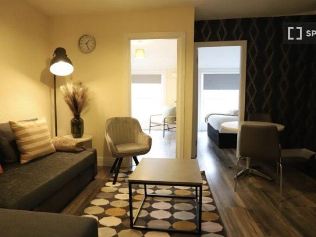 Apartment to rent in Bluebell, North Tipperary